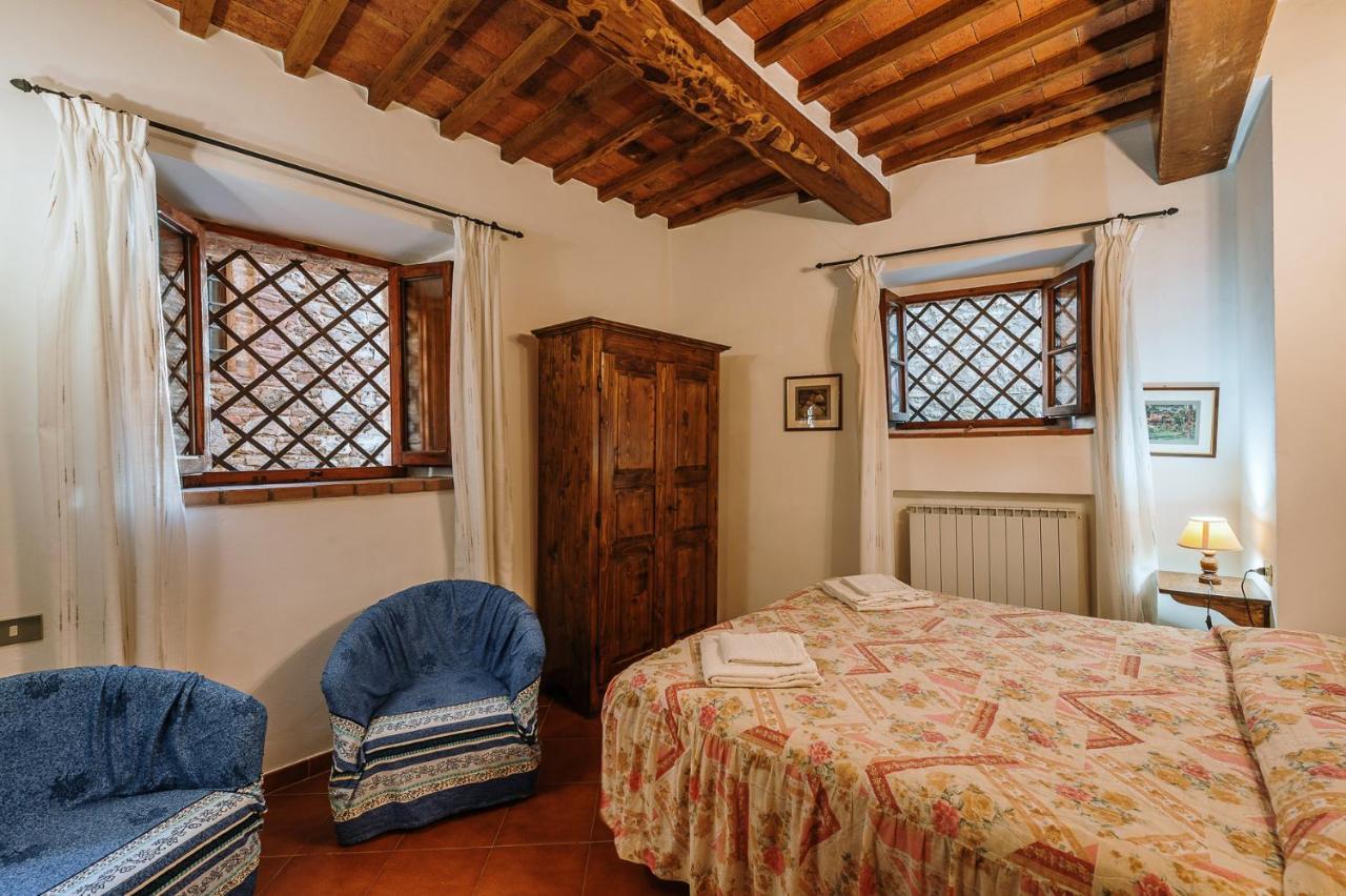 Borgo Villa A Sesta San Gusme Luaran gambar