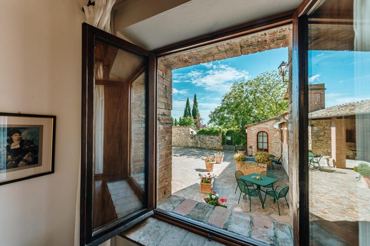Borgo Villa A Sesta San Gusme Luaran gambar