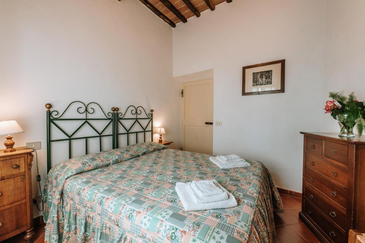 Borgo Villa A Sesta San Gusme Luaran gambar