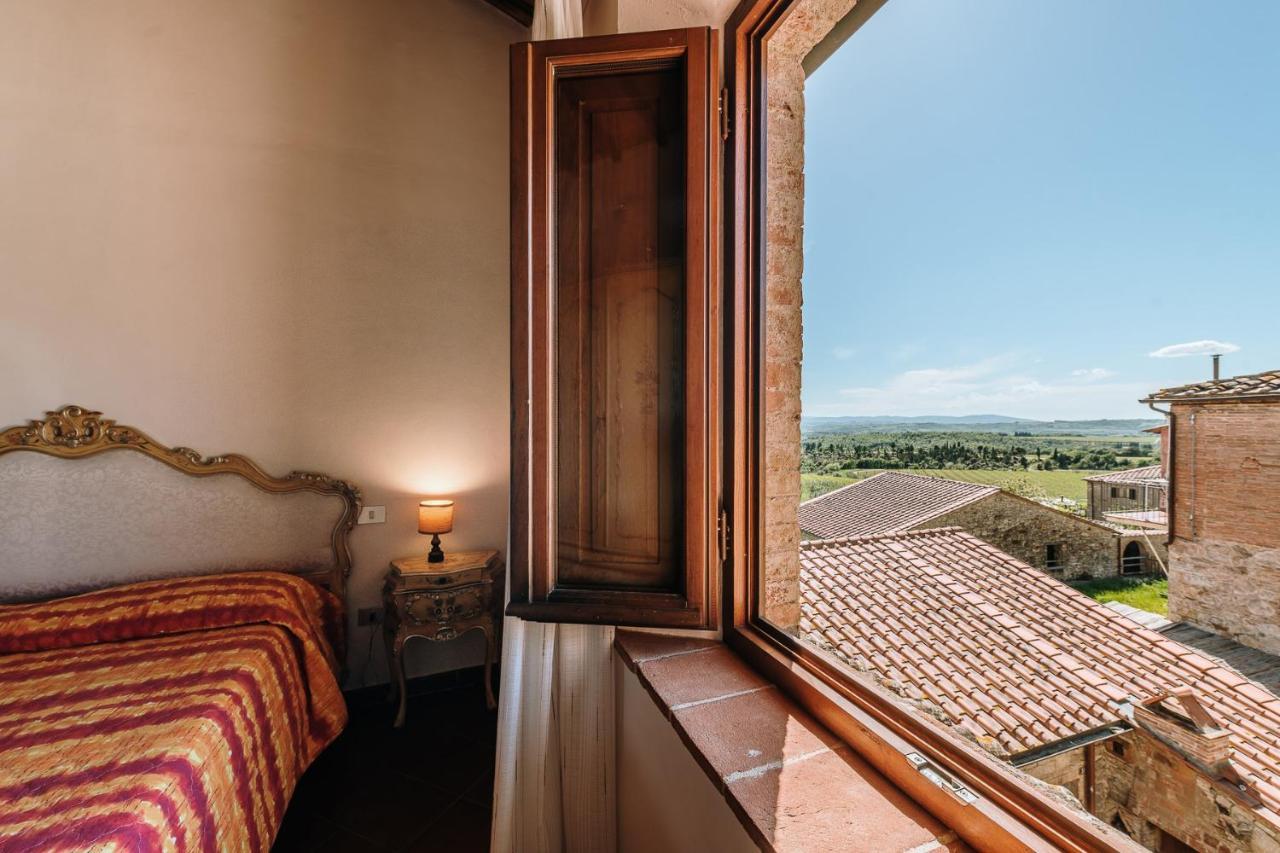 Borgo Villa A Sesta San Gusme Luaran gambar