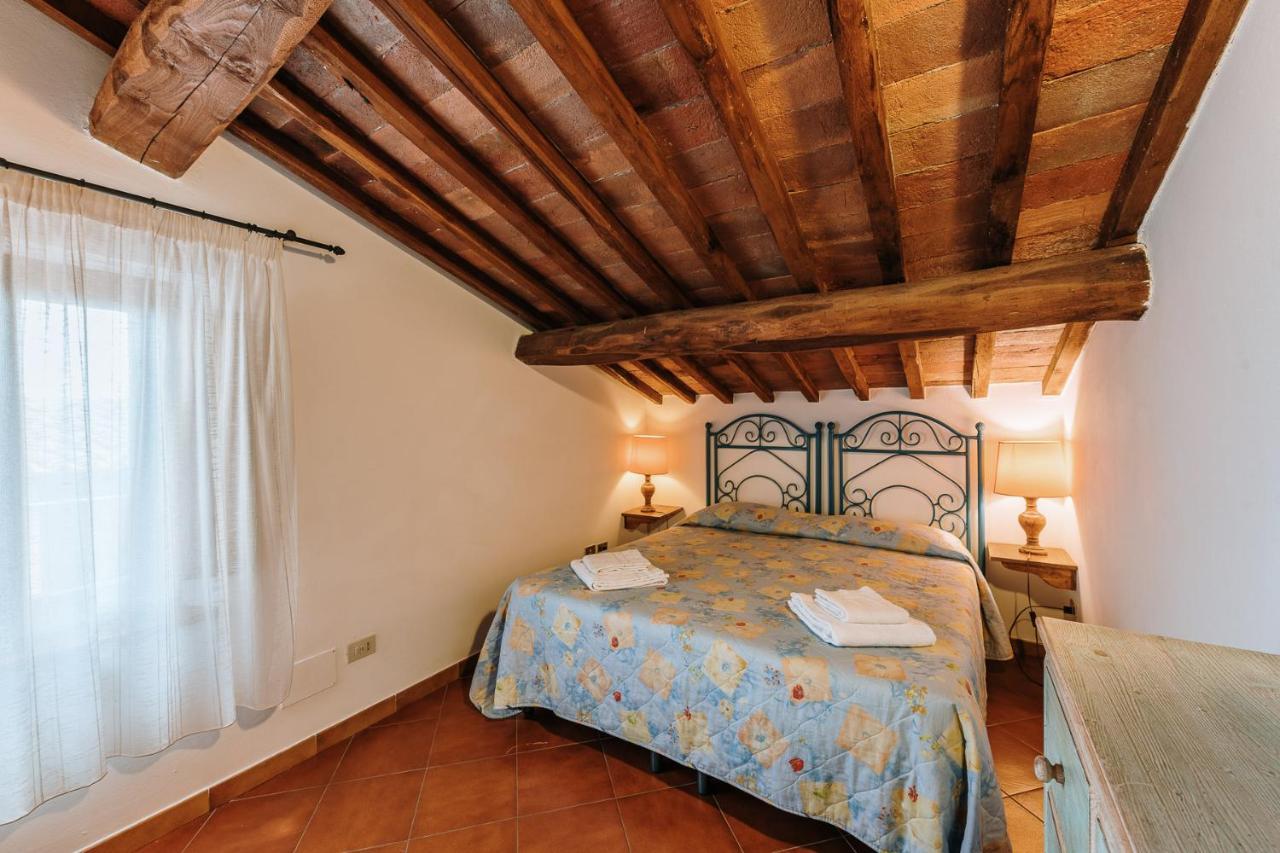 Borgo Villa A Sesta San Gusme Luaran gambar